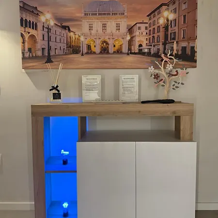 Casa Vittoria - Centro Apartment *